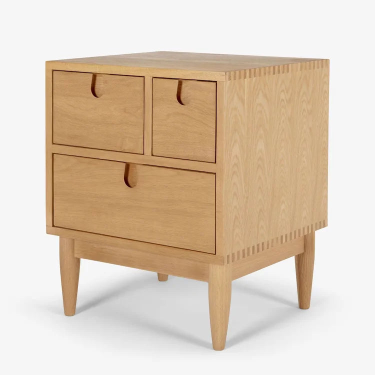 Modern Design Solid Wood Luxury 3-Drawer Bedside Table Nightstand  Luxury Bedroom Furniture for Apartments